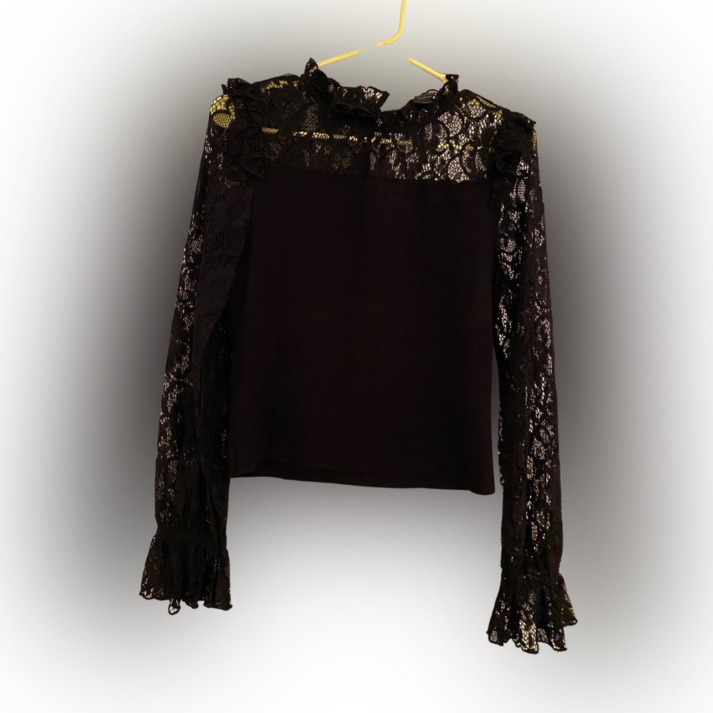 Gracia black lace polyester blouse